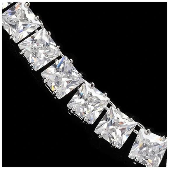 Swarovski Crystals Matika 50 Carat Tennis Necklace - Picture 4 of 9